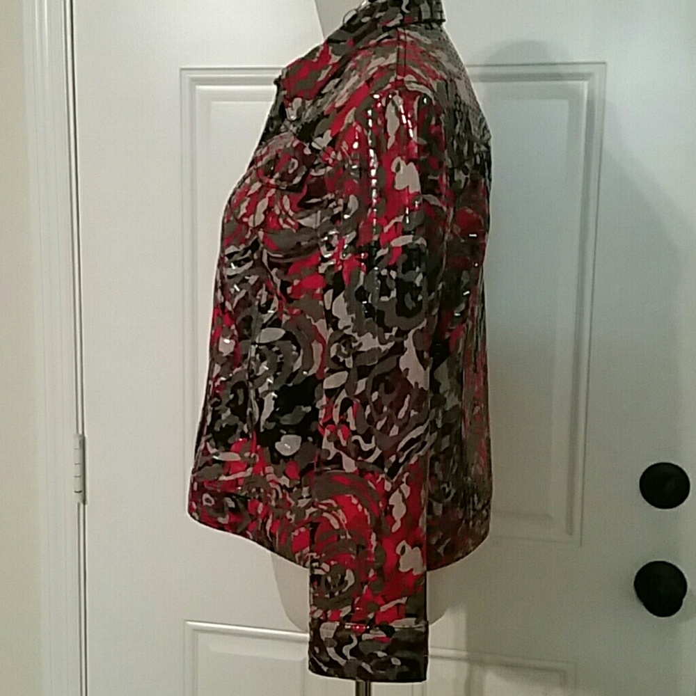 Jacket - Picture 3 of 8
